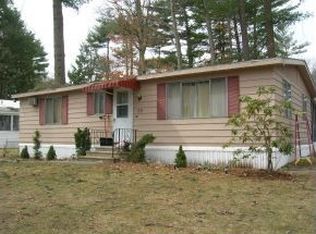 28 Hadley Rd, Seabrook, NH 03874