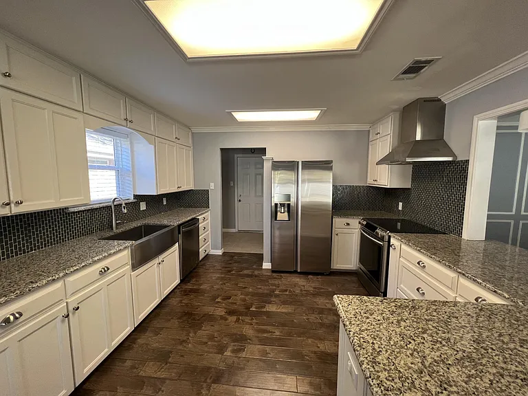 3333 Norman Ln — Photo 6