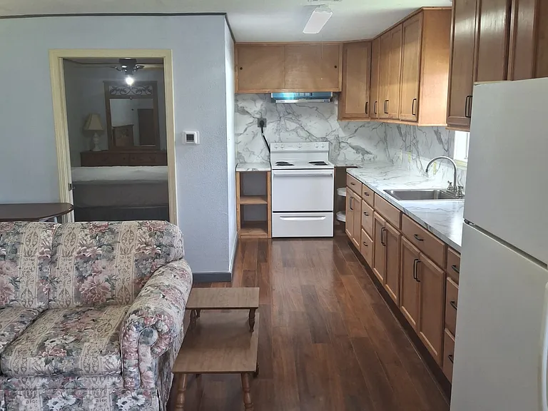 213 Cynthia St #A — Photo 6