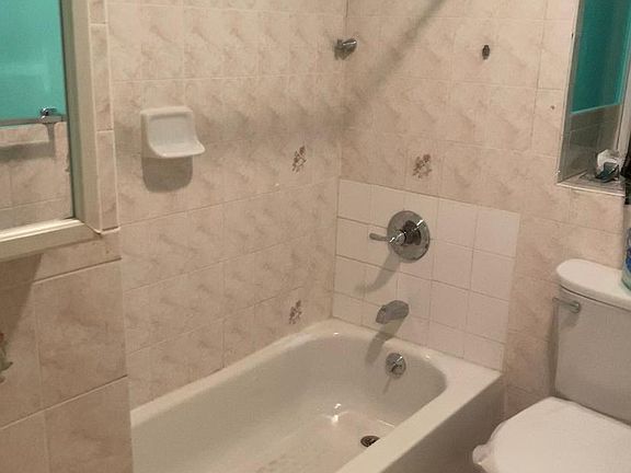 5th image of 8512 Avenue J Floor 2