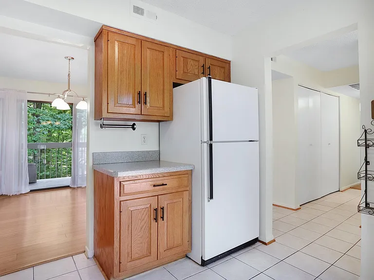 1526 Moorings Dr #12B — Photo 18
