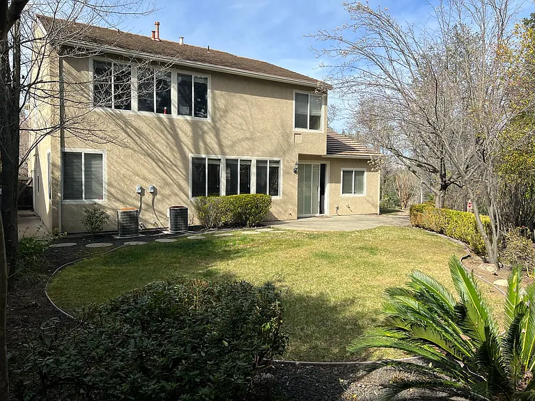 9307 Swan Lake Dr — Photo 8