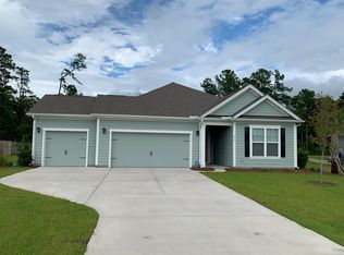 677 Pontoon Rd, Huger, SC 29450