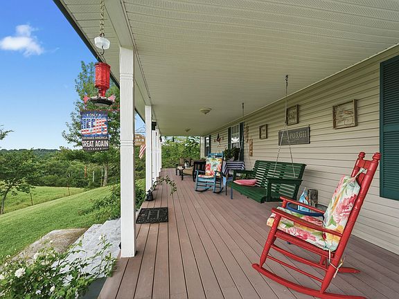 5th image of 554 McCowan Creek Rd