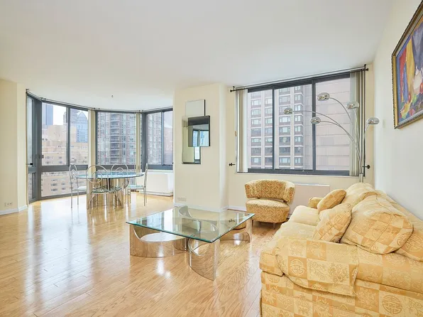 200 E 65th St APT 17A, New York, NY 10065
