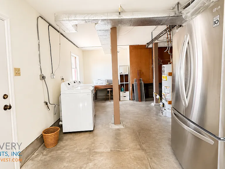 202 Kenyon Ave — Photo 57