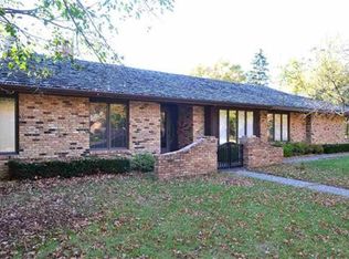 2 Old Farm Rd, Mason City, IA 50401