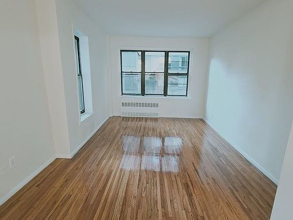 5th image of 340 E 49th St APT 3B