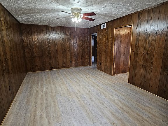4th image of 2 Mulberry Ln