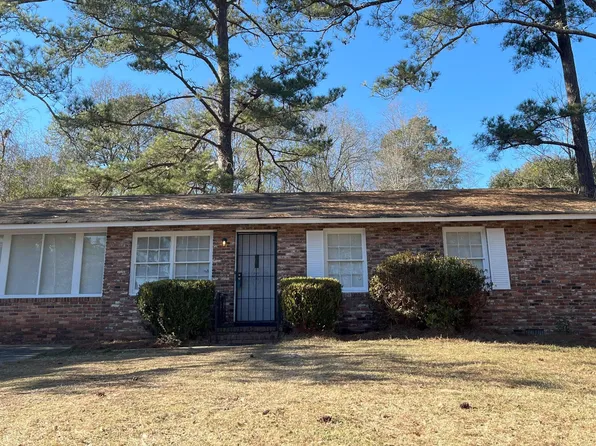 2410 Dapleton Dr, Macon, GA 31206