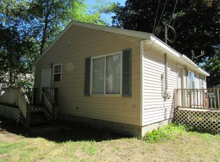 2708 Worden St, Norton Shores, MI 49444