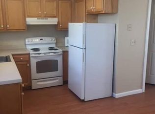 3 Woods Dr, Norwich, CT 06360