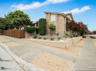 102 Sunrise Canyon Dr, Universal City, TX 78148