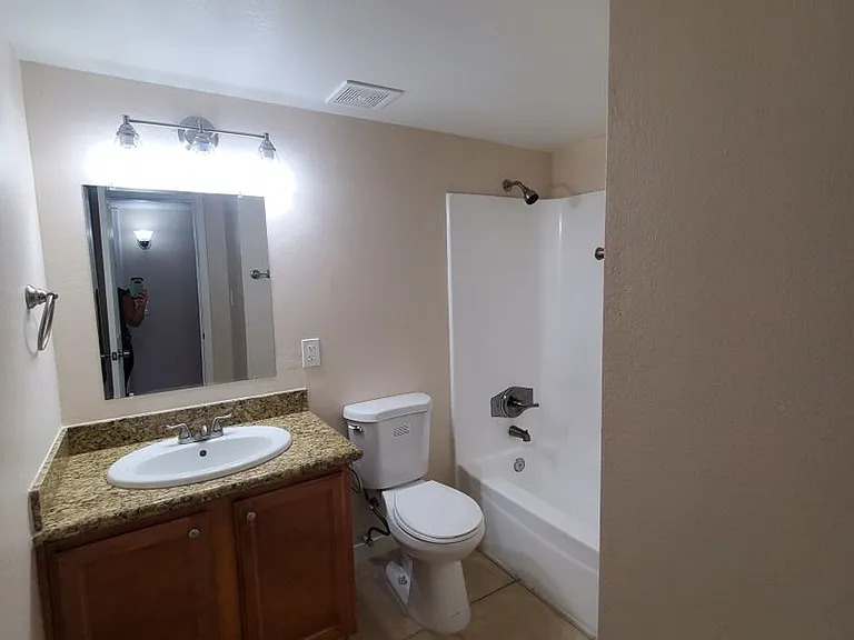 Mountain View Condos — Photo 13