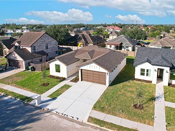 2nd image of 1502 Pheasant Dr