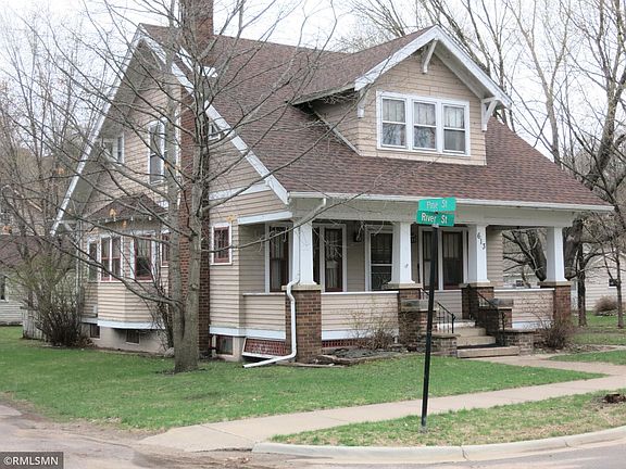 3rd image of 613 River St