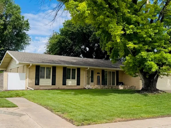 522 Pacific St, Cambridge, NE 69022