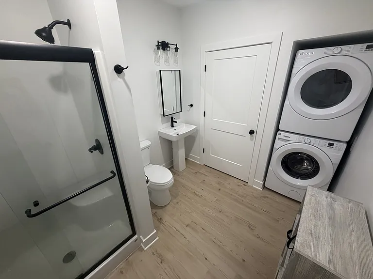 317 N 2nd St #1 — Photo 5