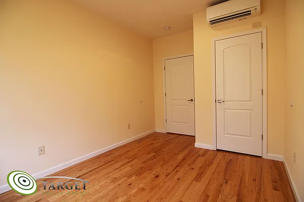 Rented by Target Realty Group | media 27