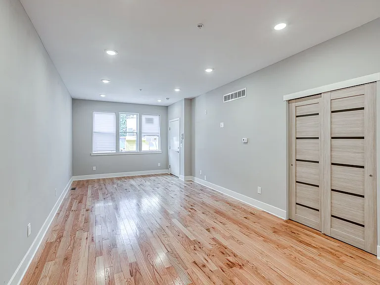 Brand New Luxury Apartments Brewerytown — Photo 7