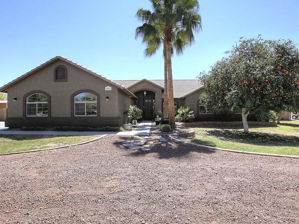 1st image of 20521 E Orchard Ln