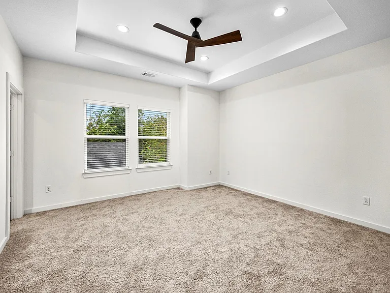 5700 Elysian St — Photo 11