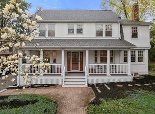 111 Elgin St, Newton, MA 02459