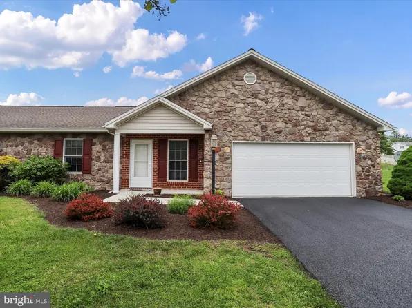 1157 Levi Ln, Chambersburg, PA 17201