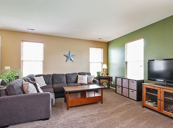 2nd image of 1878 Sebastian Dr Unit 1878