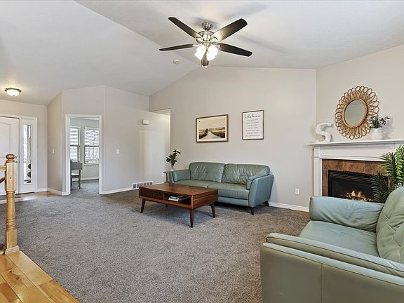 4th image of 39 E 1500 S