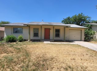 8711 Yellow Knife St, San Antonio, TX 78242