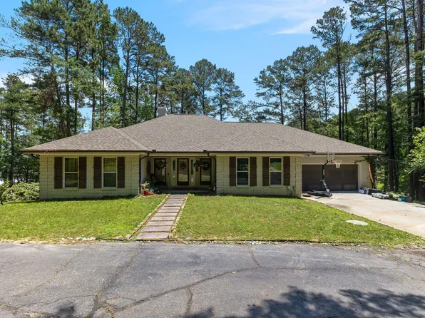 203 Buccaneer Dr, Hattiesburg, MS 39402