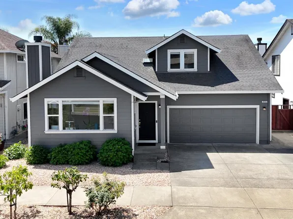 888 Starr Circle, Windsor, CA 95492