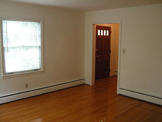 609 S Main St #1 — Photo 7