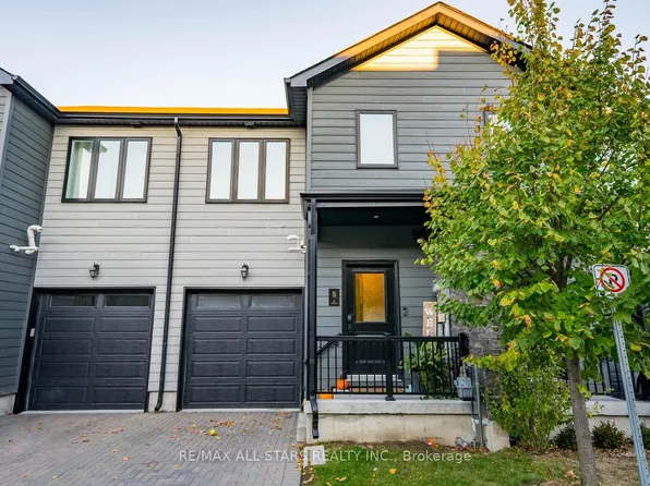 5 Stonehart Ln #20, Barrie, ON L4M 7E8