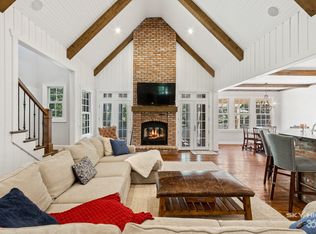 5796 E Estate View Rd, Fayetteville, AR 72703