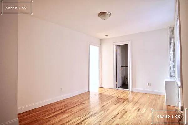 Rented by Grand & Co. | media 15