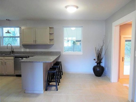 2nd image of 3939 Cobalt Ave E
