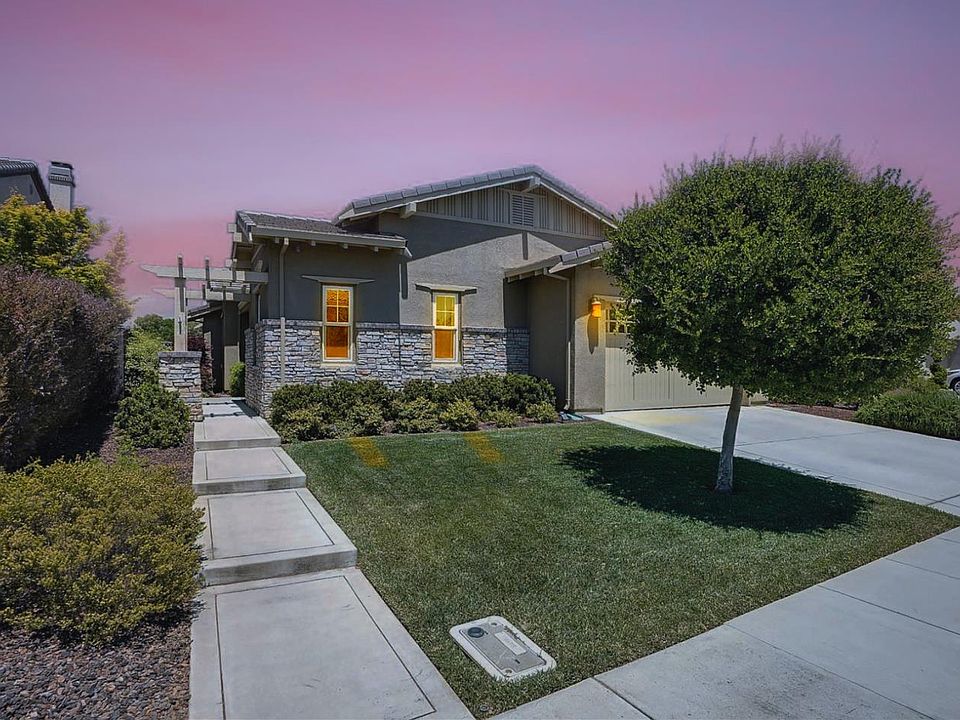 1st image of 15130 La Alameda Dr