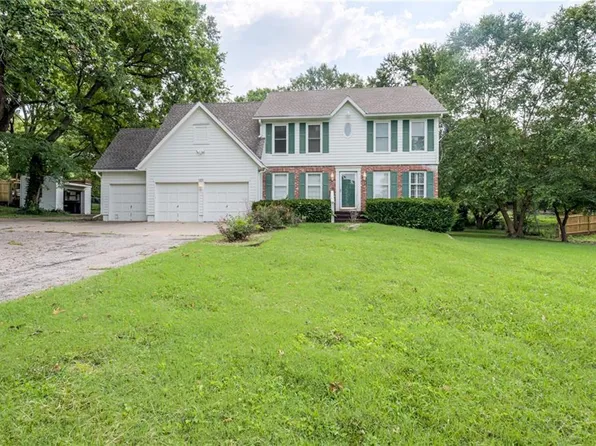 1301 N 82nd St, Kansas City, KS 66112