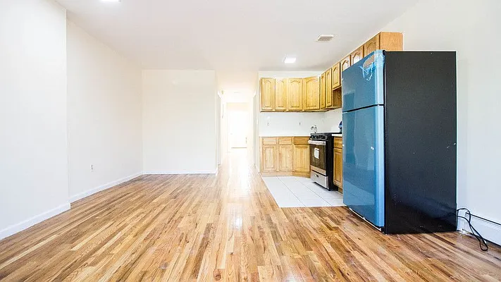 Rented by Nooklyn NYC LLC | media 30