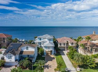 5245 Westshore Dr, New Pt Richey, FL 34652