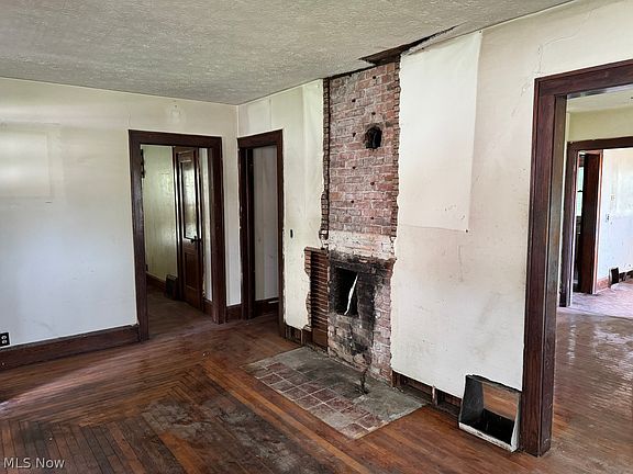 4th image of 614 Oberlin Elyria Rd