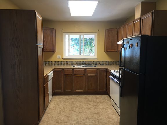 5th image of 1618 Farringdon Ct