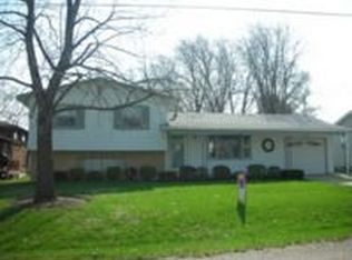 2310 4th Ave, Sterling, IL 61081