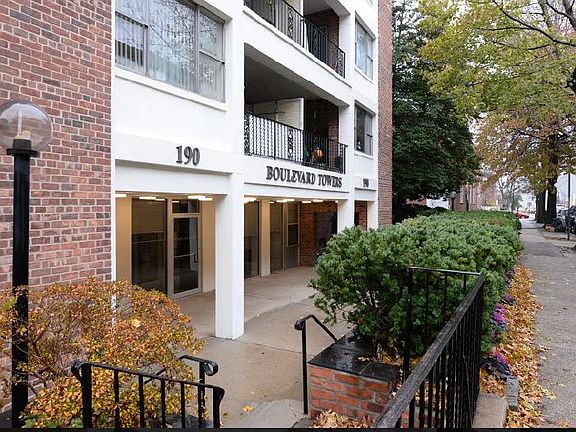 2nd image of 190 1st St APT 2M