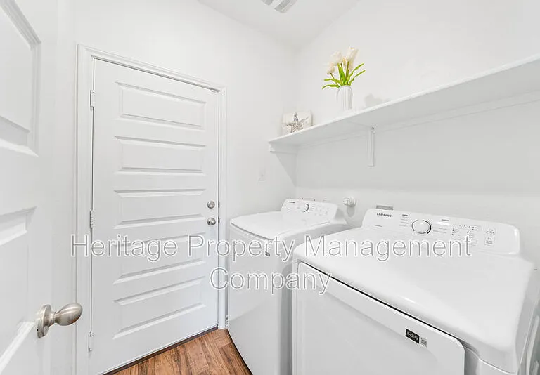 10643 W Military Dr #33 — Photo 31