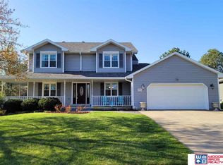 4533 Elk Ridge Rd, Lincoln, NE 68516