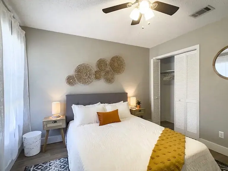 4214 Baywoods Dr — Photo 8