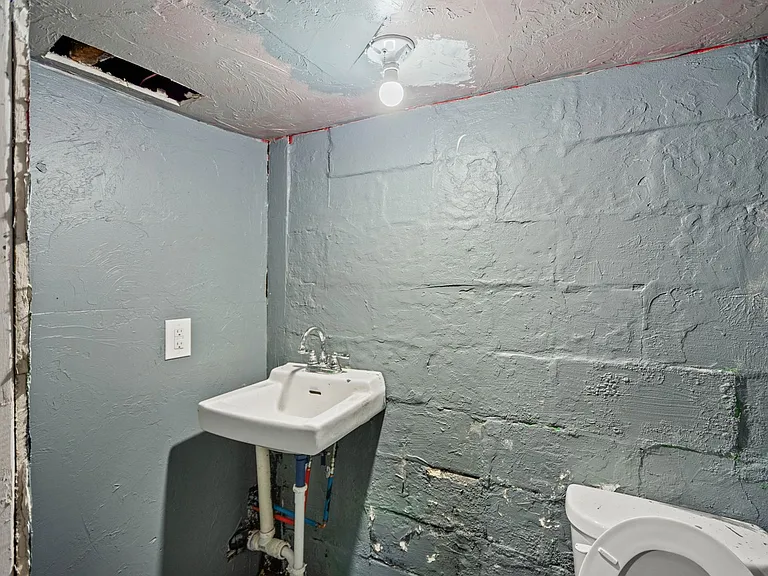 1319 Hays St — Photo 17